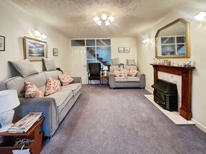 Lounge- click for photo gallery